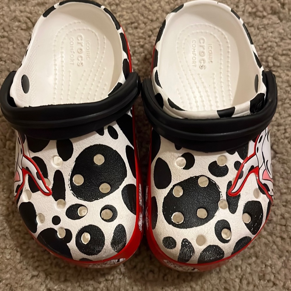 Crocs